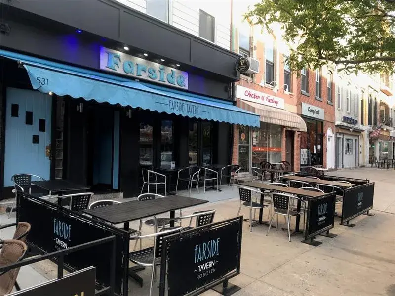 Farside Tavern