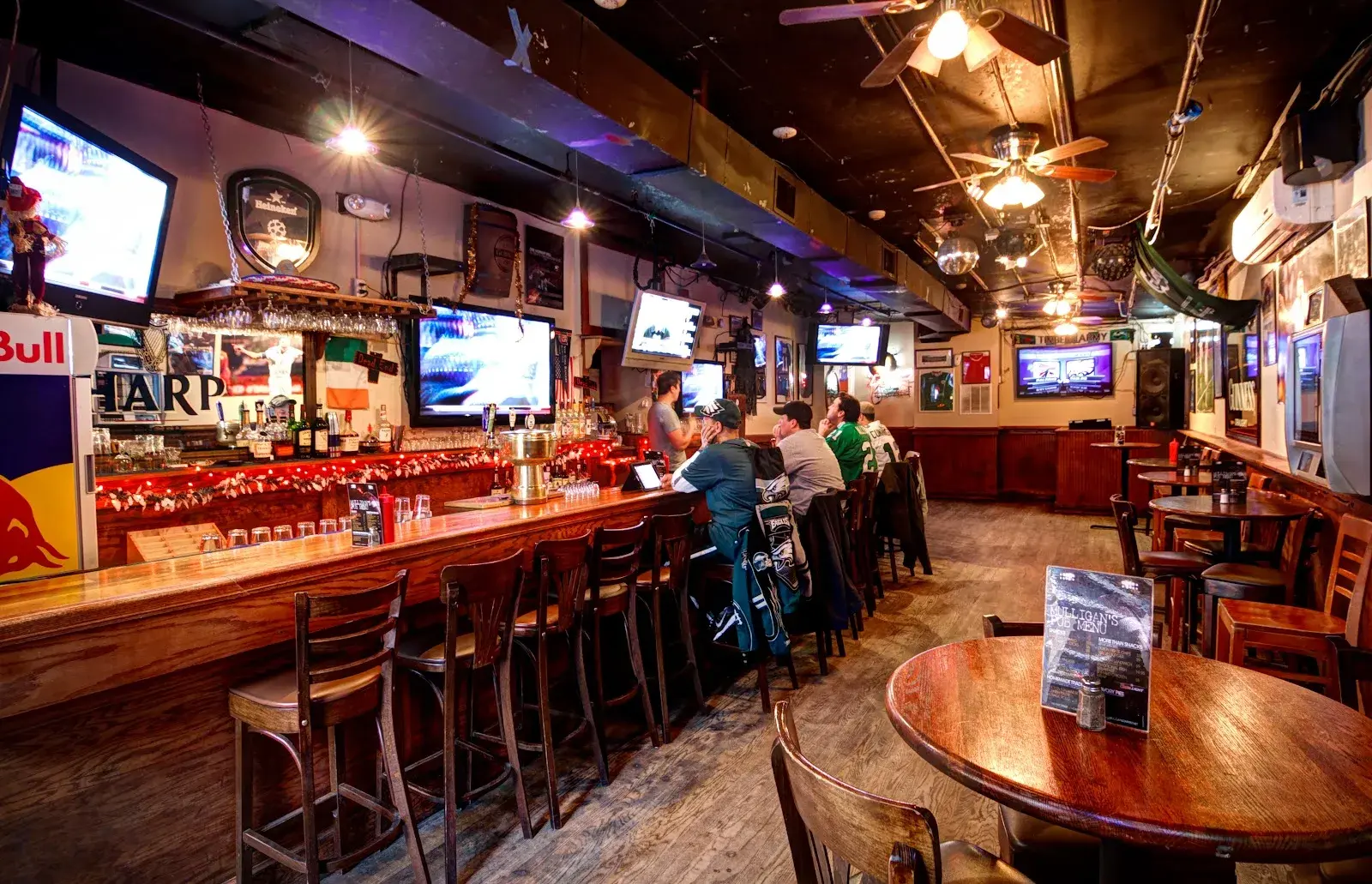 Mulligan's Pub