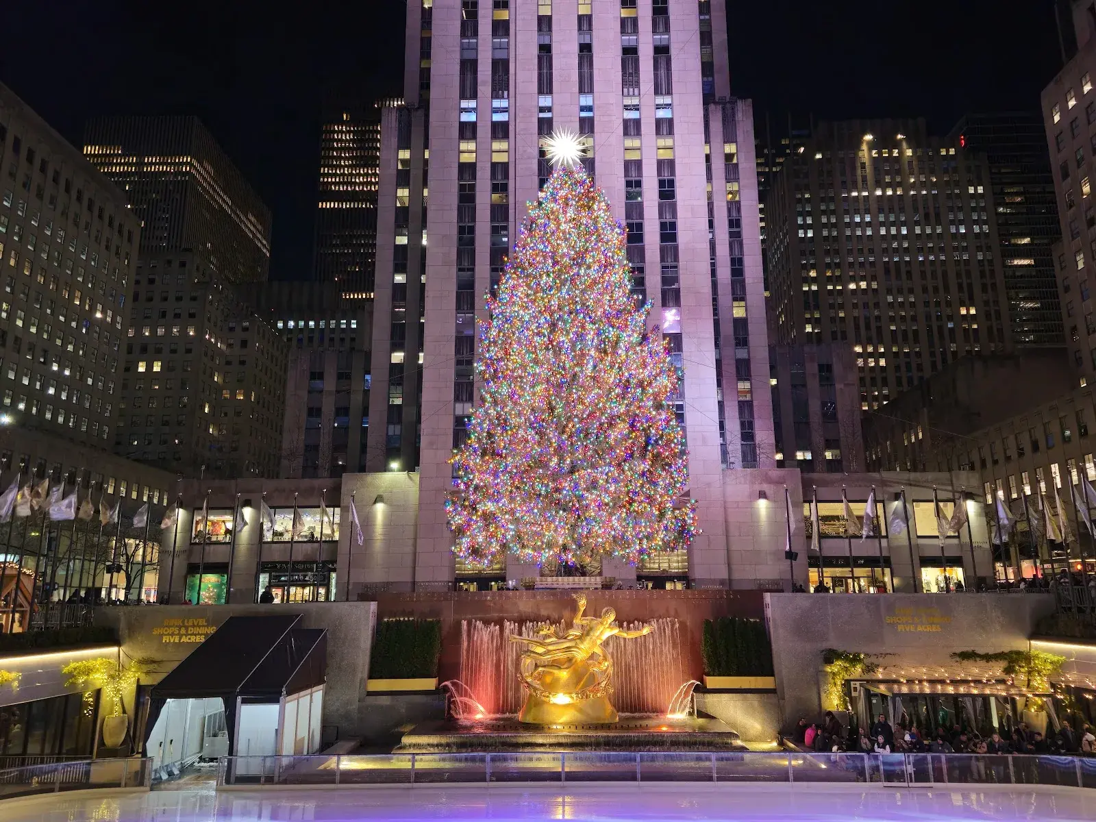 Rockefeller Center (NYNJ World Cup 26 & Telemundo Fan Village)